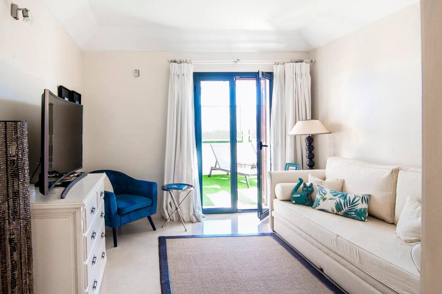 Polo Royale Waterfront Luxury Apt - 3 Terraces And Pool โซโตกรันเด ภายนอก รูปภาพ
