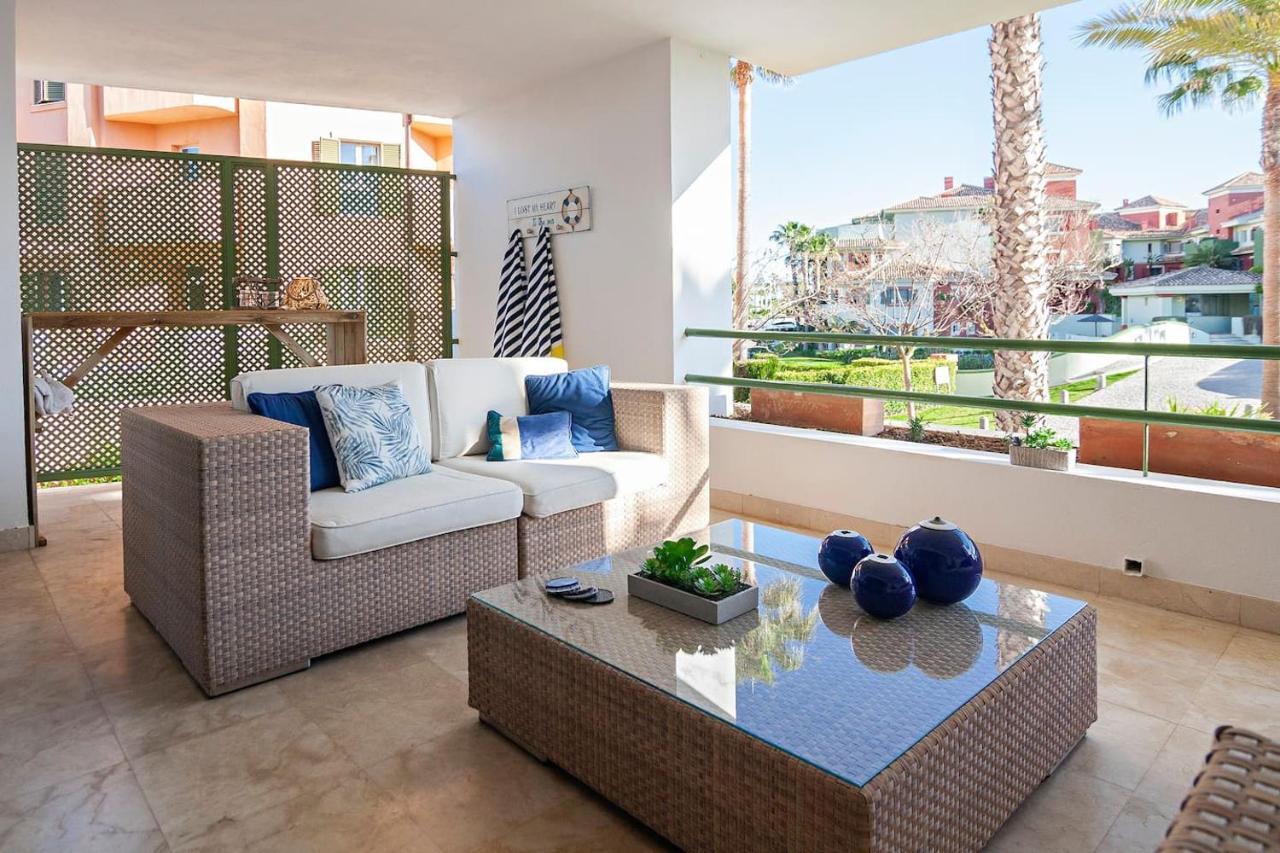 Polo Royale Waterfront Luxury Apt - 3 Terraces And Pool โซโตกรันเด ภายนอก รูปภาพ